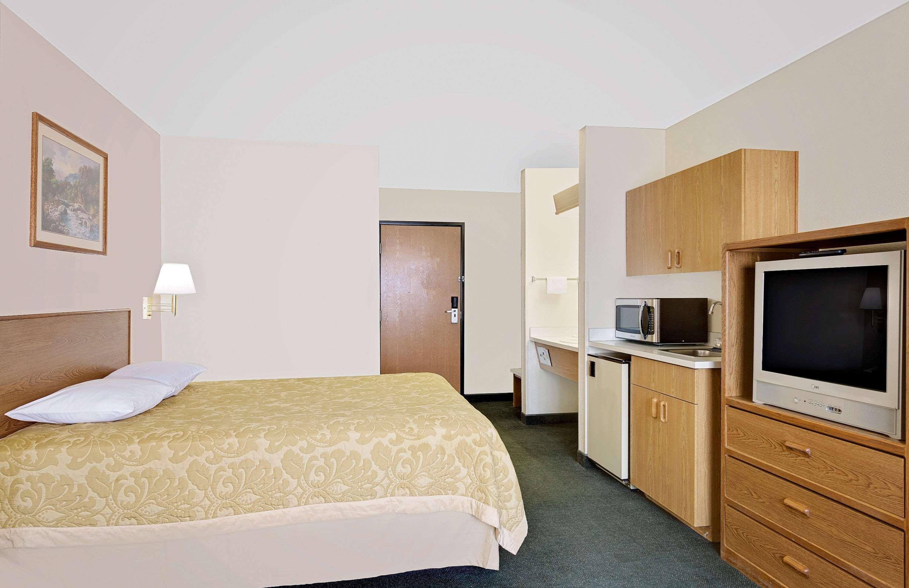 Super 8 By Wyndham Battle Mountain Exterior foto
