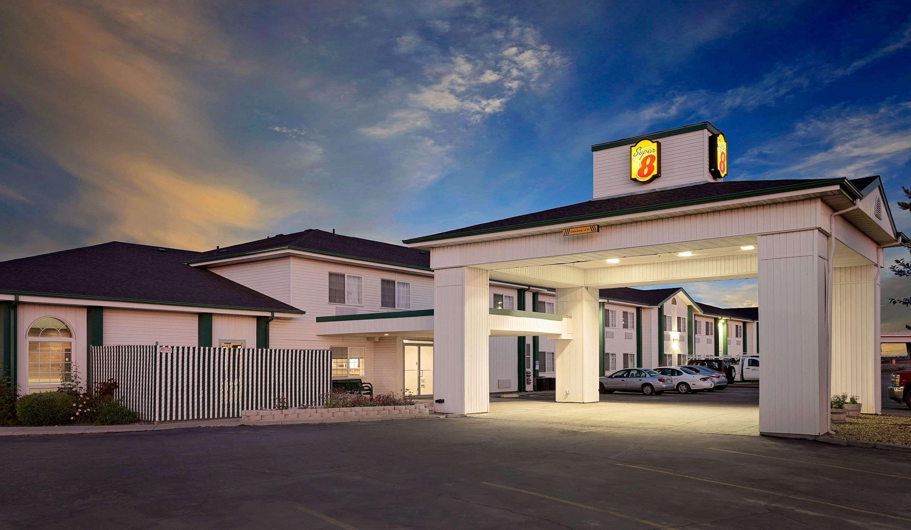 Super 8 By Wyndham Battle Mountain Exterior foto